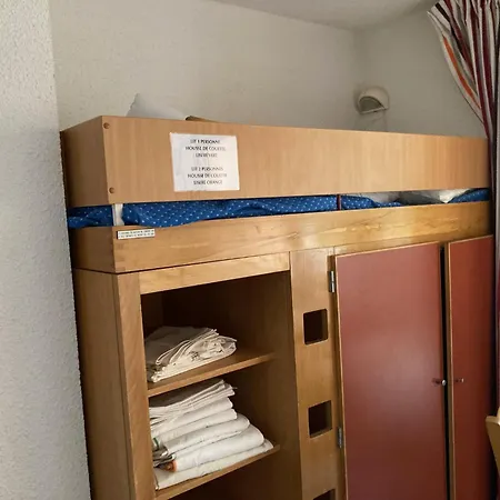 3 Personnes A Avec Acces Direct De Renecros *